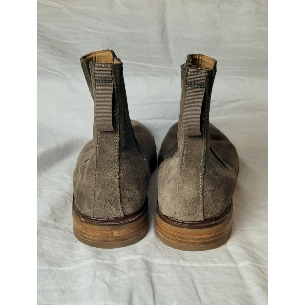 Clarks Clarkdale Gobi Brown Suede Chelsea Boots Men's Size 11.5